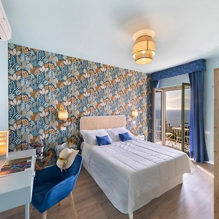 Hotel Villa Lubrense Sorrento ماسّا لوبْرينسِ المظهر الخارجي الصورة