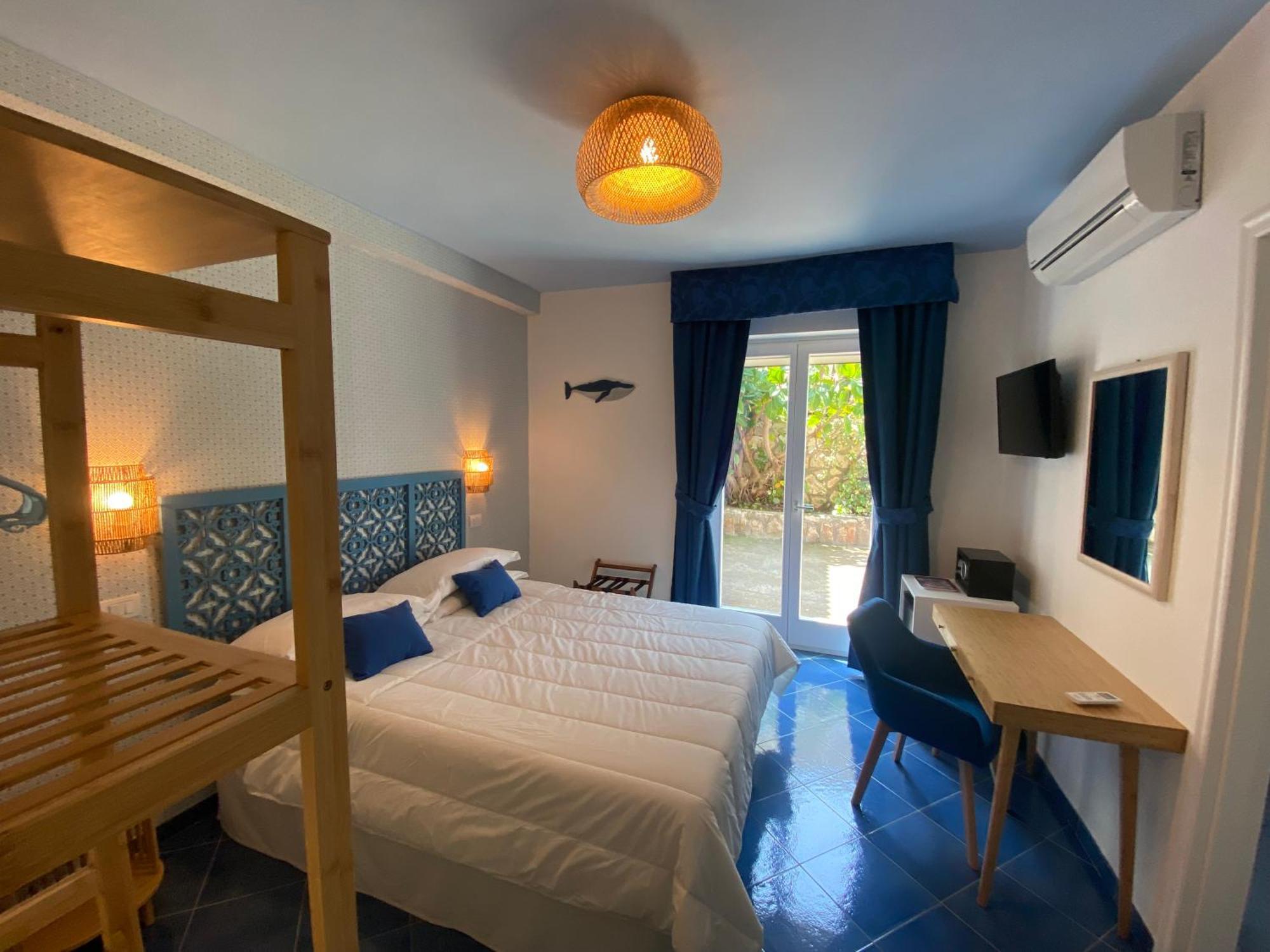 Hotel Villa Lubrense Sorrento ماسّا لوبْرينسِ المظهر الخارجي الصورة